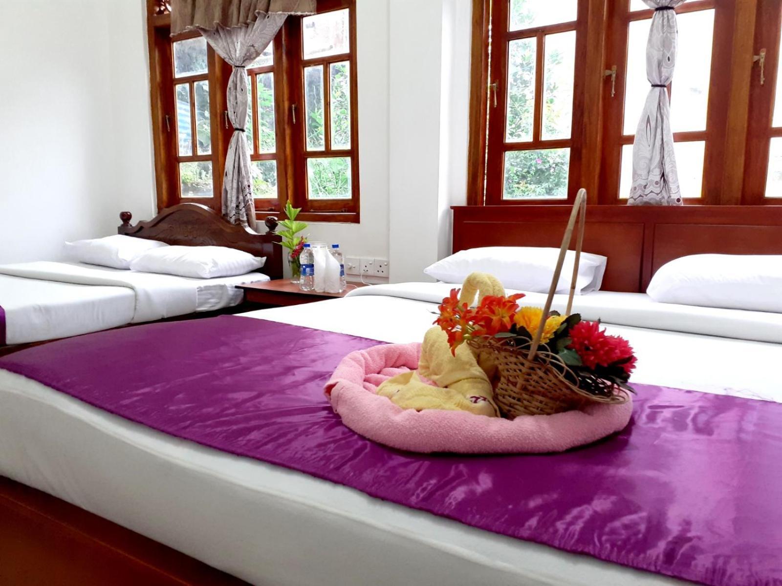 נלת'אניה Subash Hotel חדר תמונה